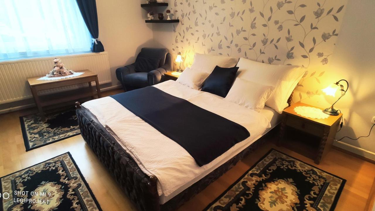 Papp Apartmanhaz Apartment Вонярквашеги Екстериор снимка